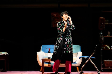 COCOON PRODUCTION 2021＋大人計画「パ・ラパパンパン」より。（撮影：細野晋司）