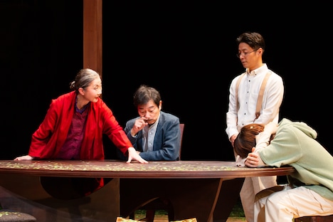 阿佐ヶ谷スパイダース「老いと建築」より。（撮影：宮本雅通）