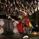 会場は日本庭園、烏丸ストロークロックと祭「祝・祝日」初の野外公演が三重で開幕