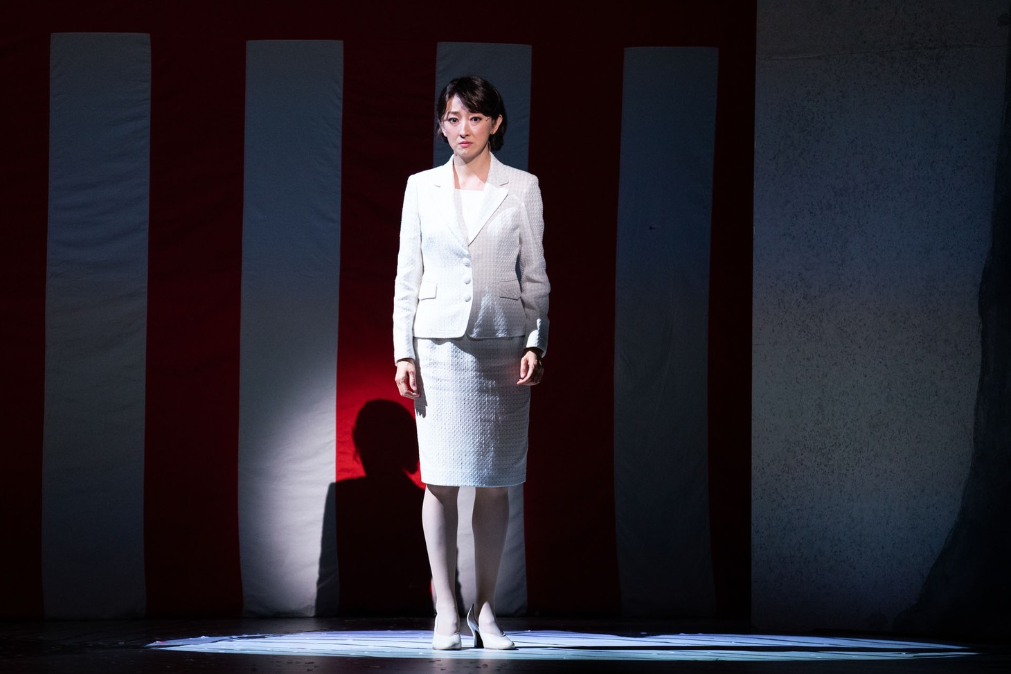明治座 2021年11月公演「本日も休診」より。