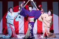 明治座 2021年11月公演「本日も休診」より。