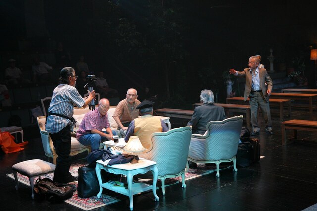 第4回公演「聖地」より。（撮影：宮川舞子）