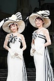 左から神田沙也加、朝夏まなと。(写真提供:東宝演劇部)