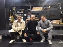 左から大久保鷹、流山児祥、塩野谷正幸。