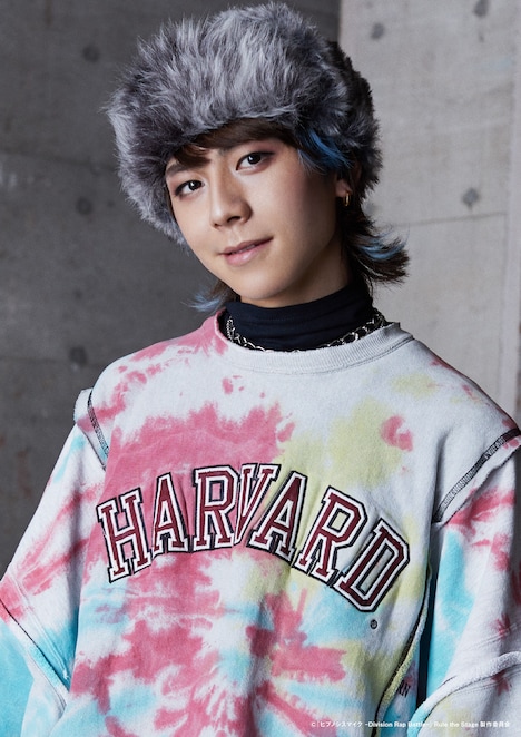 岡野海斗扮する阿久根燐童。