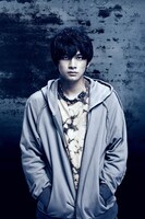 ダレン役を演じる北村匠海のビジュアル。（撮影：設楽光徳）