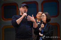 クリス・ベイリー（左）