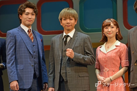 左から松下優也、増田貴久(NEWS)、唯月ふうか。