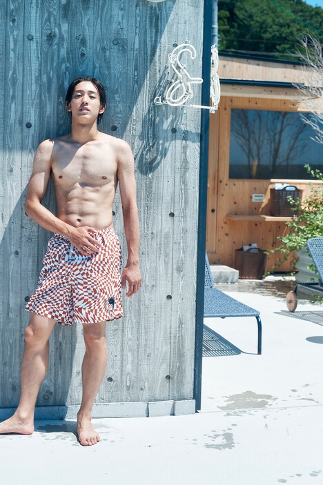 近藤頌利 DVD「軌跡 The Documentary」(東京ニュース通信社)より。