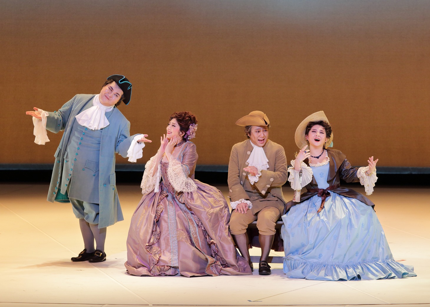 オペラ研修所修了公演「悩める劇場支配人」（ハイライト）より。