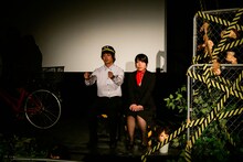 劇団「地蔵中毒」コント公演 地蔵中毒のコント菩薩vol.1「立ち漕ぎマリリン・モンロー」より。（撮影：塚田史香）