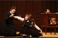 「奇跡の人」2019年公演より。（撮影：渡部孝弘）