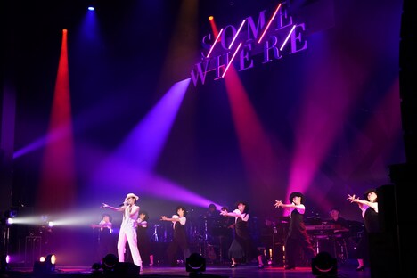 「SEINA SAGIRI 20th ANNIVERSARY CONCERT“SOMEWHERE” 早霧せいな20周年アニバーサリーコンサート」より。