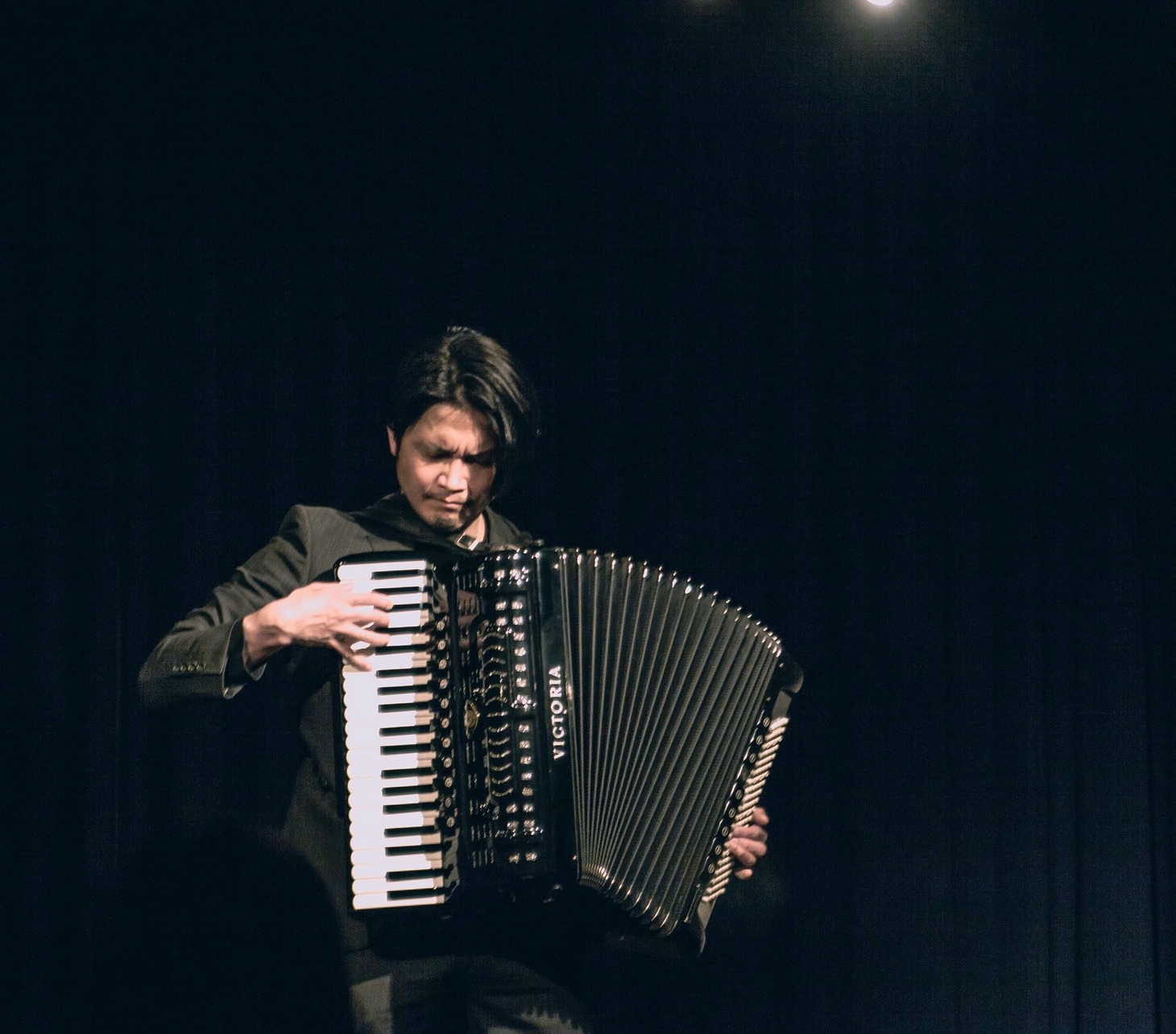 佐藤芳明（撮影：二石友希）