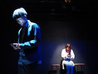 三匹と三羽「野良犬」より。