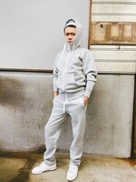 ホワイト系のアイテムで統一！