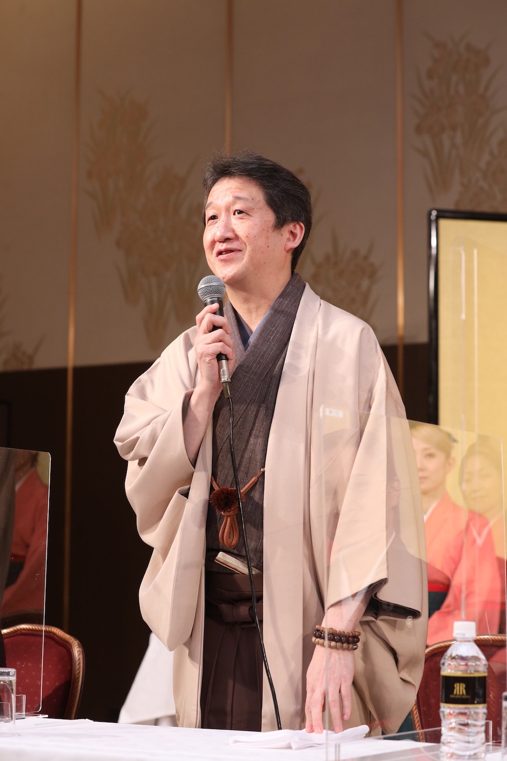 山村友五郎