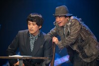 タカハ劇団 第17回公演「美談殺人」より。（撮影：塚田史香）