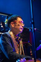 範宙遊泳「心の声など聞こえるか」より。（撮影：鈴木竜一朗）