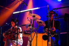 範宙遊泳「心の声など聞こえるか」より。（撮影：鈴木竜一朗）