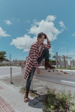 「小波津亜廉ファースト写真集 Allen」（幻冬舎コミックス）中面カットより。