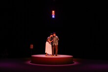 FUKAIPRODUCE羽衣 トライアル公演「ニュー甘え子ちゃん太郎」より。（撮影：金子愛帆）