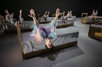 「Endless Opening」より。（撮影：篠山紀信）