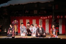 こまつ座 第140回公演「雪やこんこん」より。（撮影：宮川舞子）