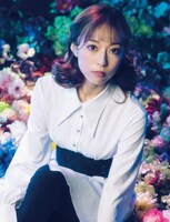 愛加あゆのイメージビジュアル。