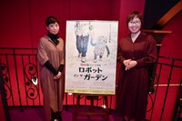 左から小山ゆうな、長田育恵。（撮影：阿部章仁）