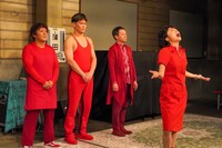 「コンテンポラリー演劇 無風ズ 第一話」「銭ゲバァ！60分 ～蒲田・北九州風～」より。（Photo by hiss）