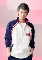 鯨井康介扮する鹿島雄三。