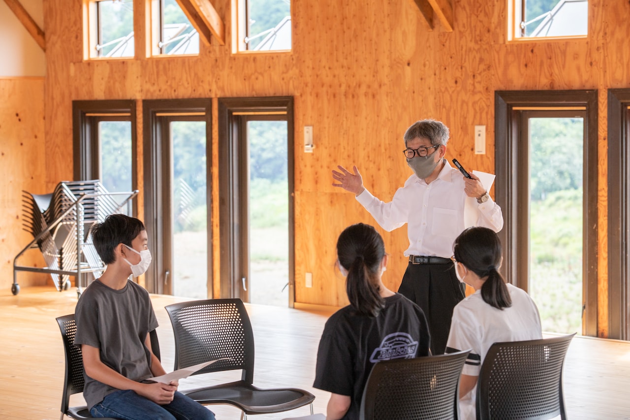 たじま児童劇団、旗揚げ公演は平田オリザの新作「十五少年・少女漂流記」