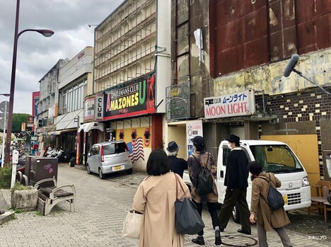 「hana-1970、コザが燃えた日-」沖縄取材の様子。