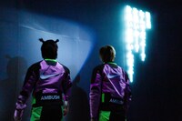 スペースノットブランク「ウエア」より。（撮影：高良真剣）