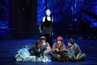 ミュージカル「INTO THE WOODS」より。（撮影：岩田えり）(c)2022「INTO THE WOODS」