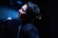 地点「ギャンブラー」より。（撮影：松見拓也）