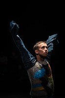 ダニエル・リネハン「BODY OF WORK」より。(c)Danny Willems