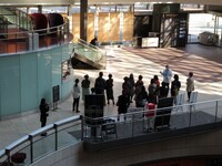 東京芸術劇場 劇場ツアーの様子。