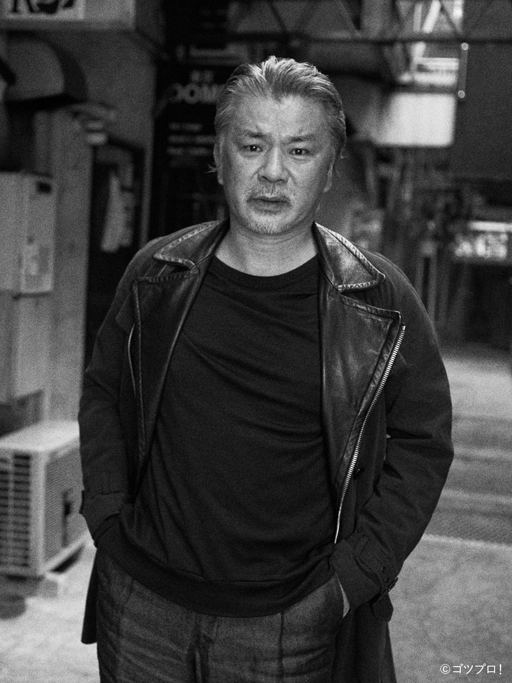 山本亨