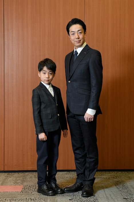 左から尾上丑之助、尾上菊之助。(c)松竹