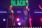 WOWOWプライム「WOWOWオリジナルミュージカルコメディ 福田雄一、井上芳雄『グリーン＆ブラックス』」#58より。