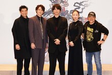 2022年劇団☆新感線 42周年興行・春公演 いのうえ歌舞伎「神州無頼街」製作発表の様子。（撮影：田中亜紀）