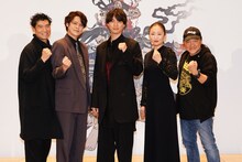 2022年劇団☆新感線 42周年興行・春公演 いのうえ歌舞伎「神州無頼街」製作発表の様子。（撮影：田中亜紀）