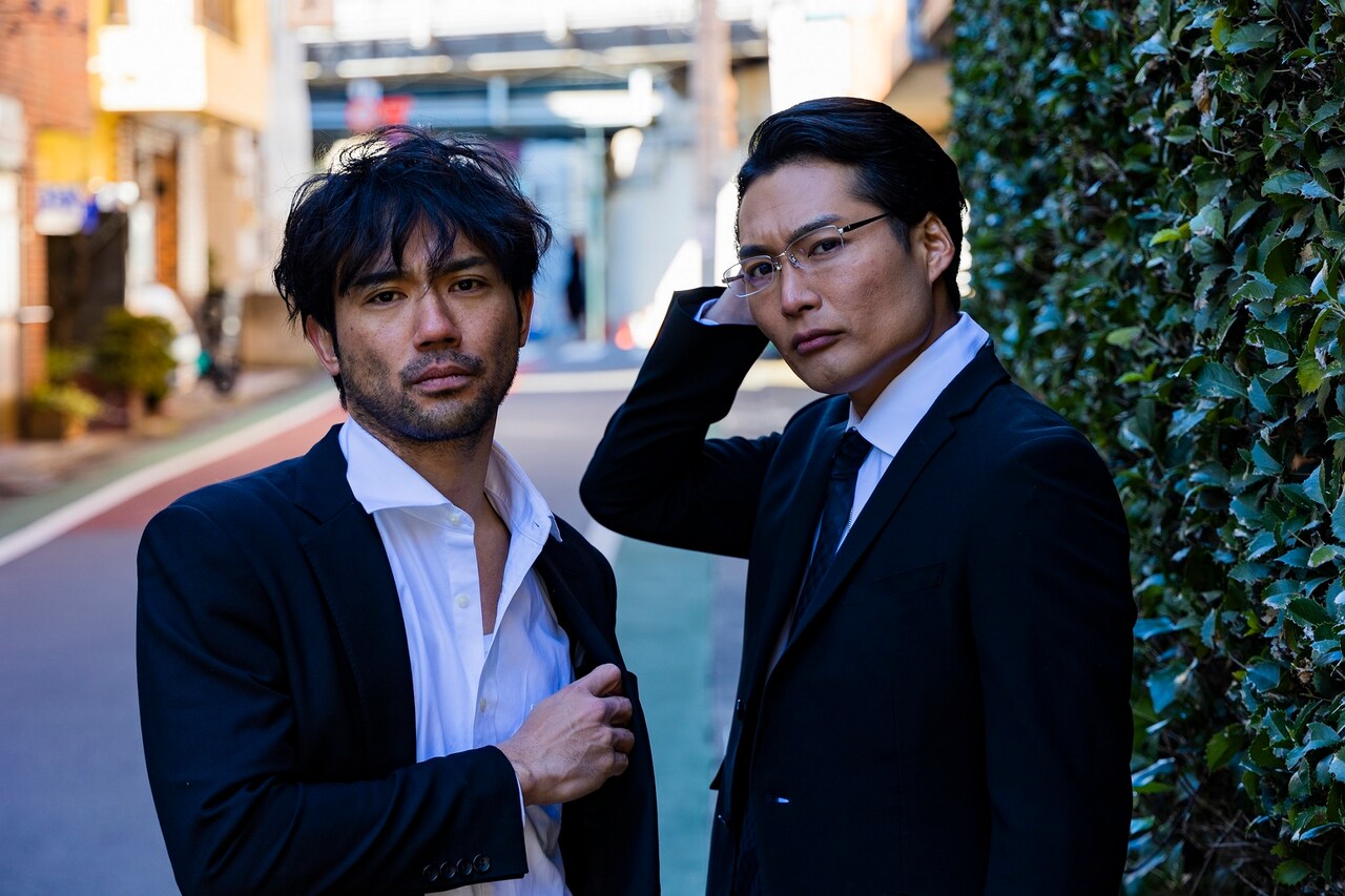 劇団EXILEの小澤雄太と八木将康が新プロジェクト・OZAYASUを始動、第1弾は舞台「丸裸刑事」