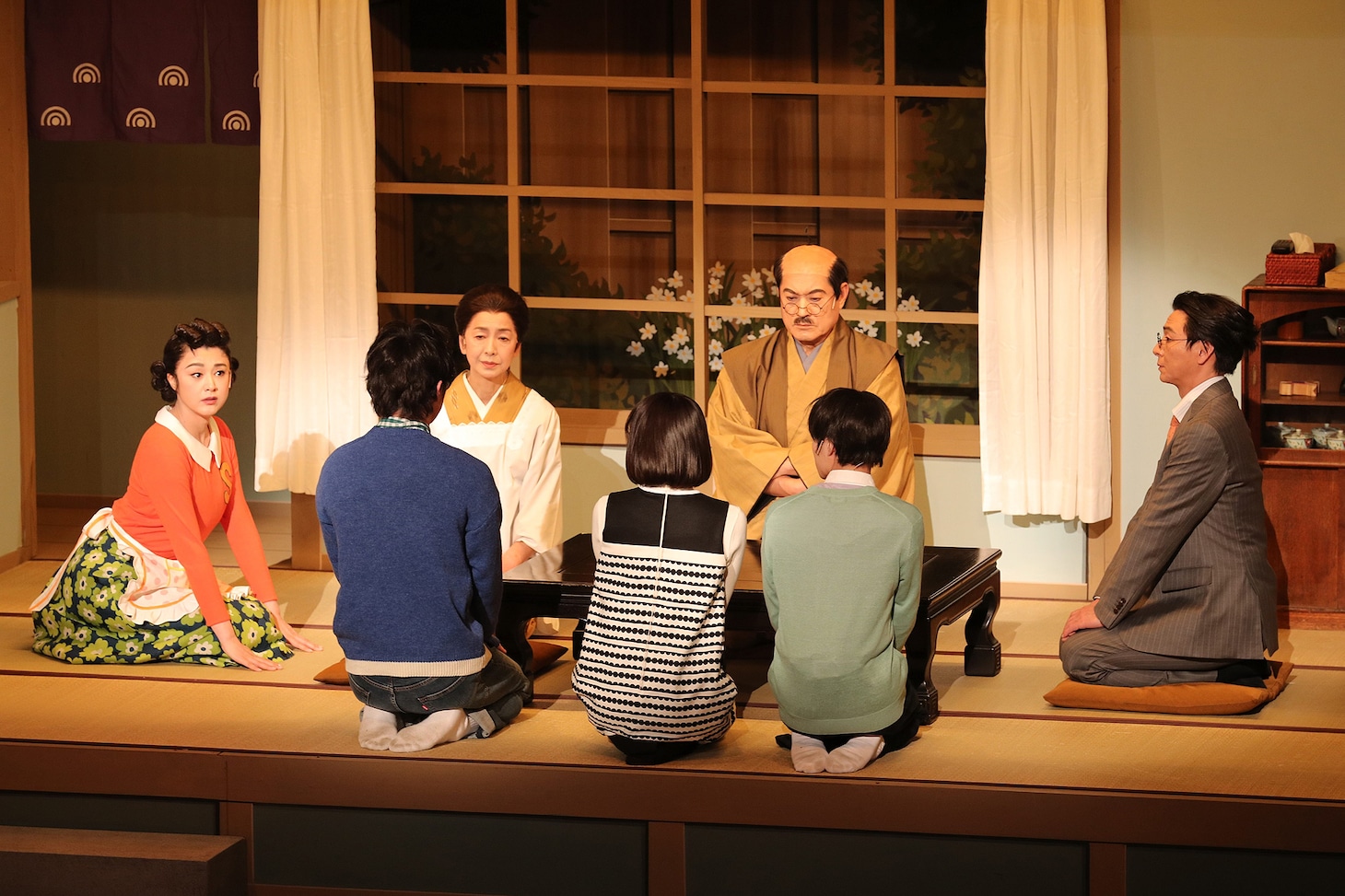 舞台「サザエさん」より。