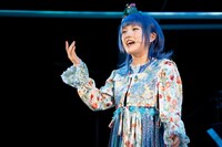 「Reading Pop『青い鳥』～メーテルリンク『青い鳥』より～ Femme ver.」の様子。(c)Reading Pop『青い鳥』製作委員会／伊藤智美