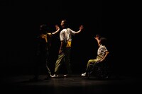 「逆さまの三月」より。（Photo by Yoichi Tsukada）