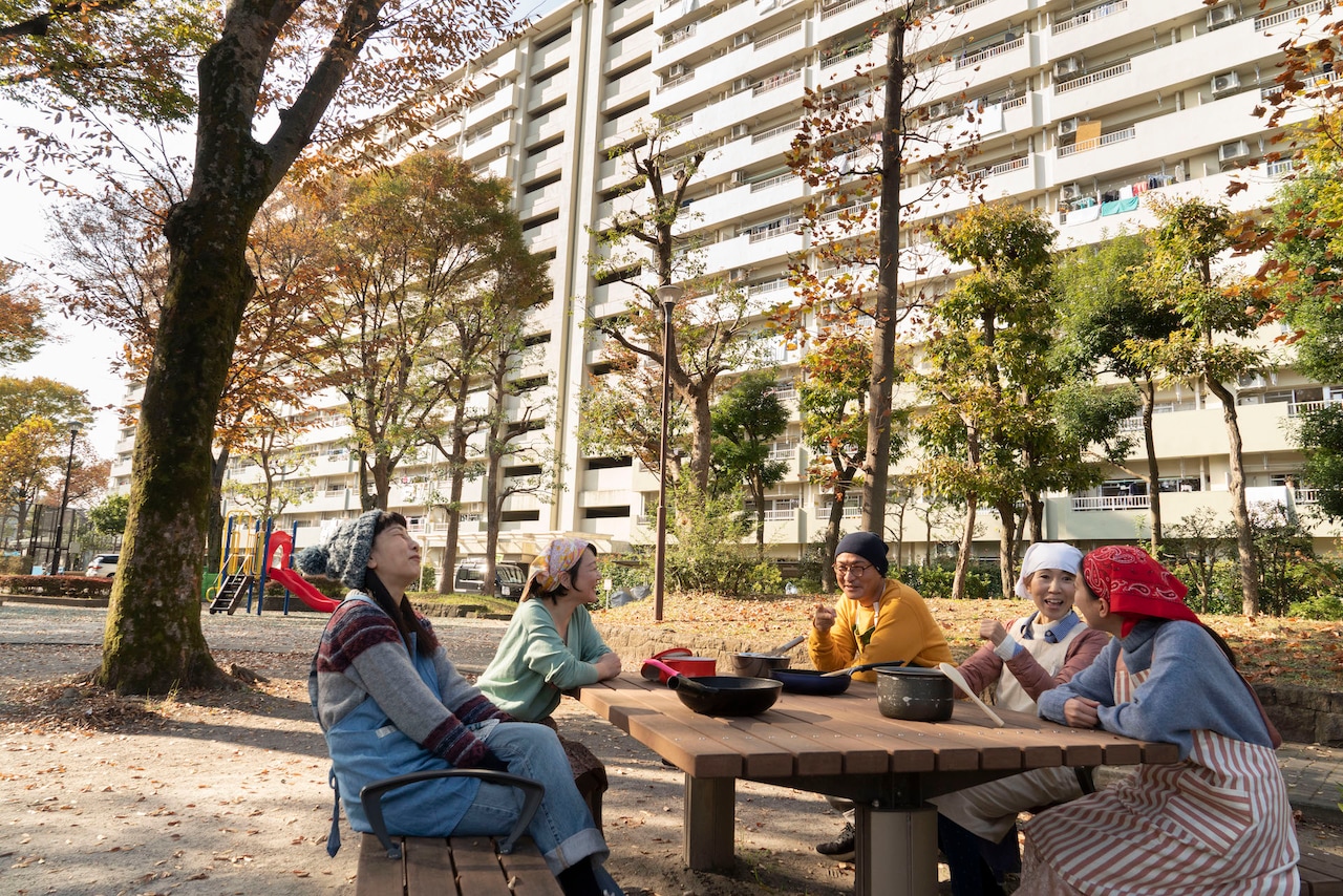 こども食堂から垣間見える多様な家族の姿を描く、タテヨコ企画「家族のカタチ」