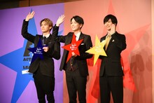 左から高野洸、黒羽麻璃央、岡宮来夢。